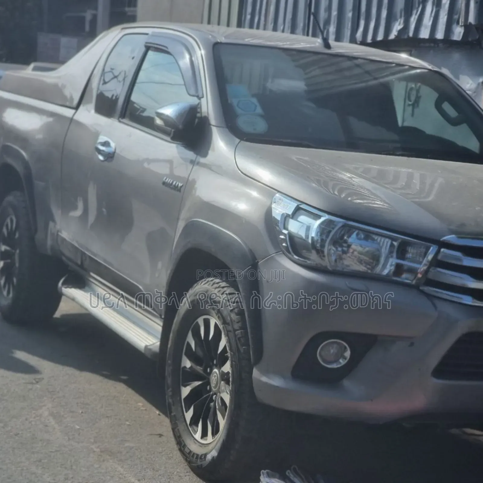 Toyota Hilux 2019 Gray