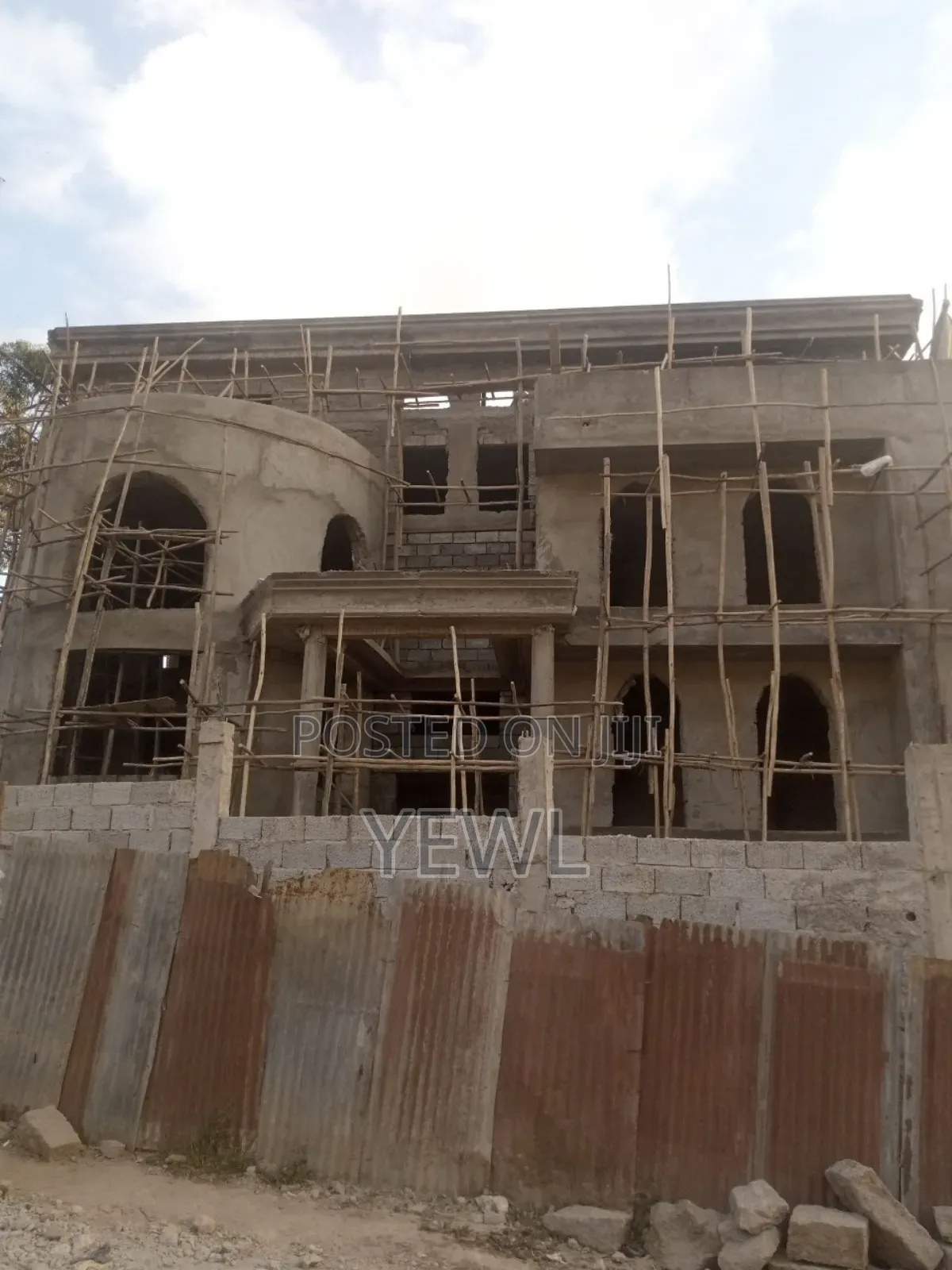 7bdrm House In Yeka For Sale