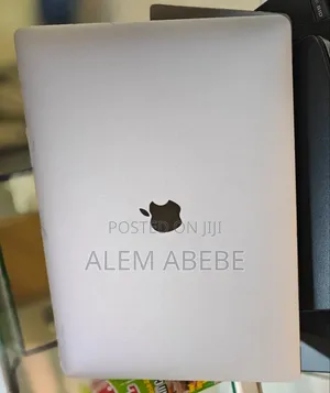 Photo - New Laptop Apple MacBook Pro 2019 32GB Intel Core I9 SSD 512GB