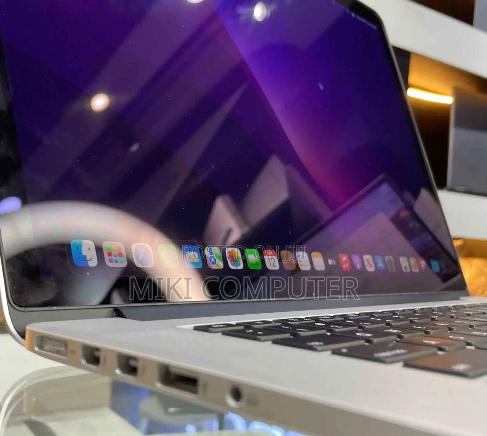 New Laptop Apple MacBook Pro 2015 16GB Intel Core I7 SSD 256GB