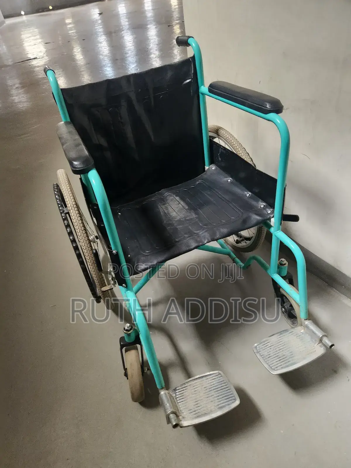 Foldable Green Wheelchair麻雀brand Strong Almunium Stainless Wheelchair