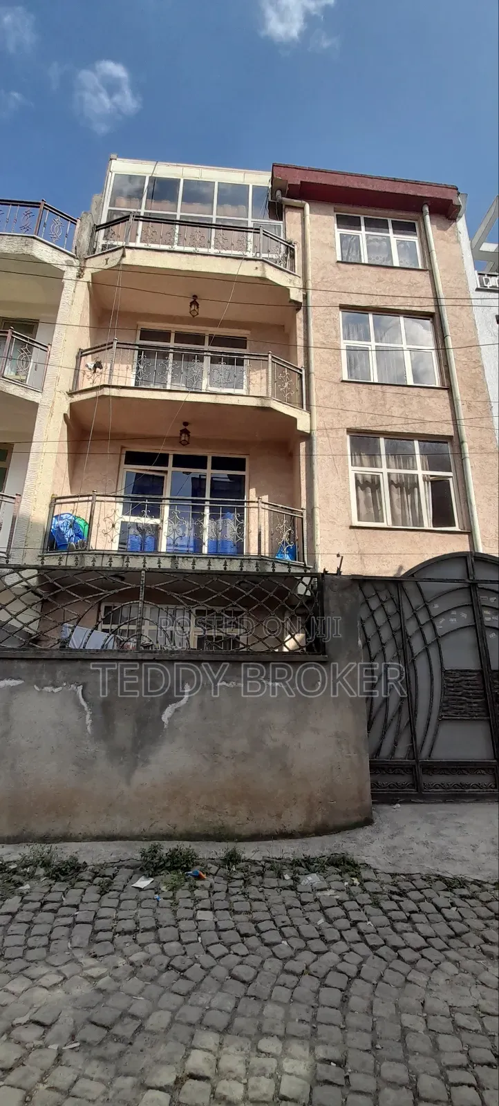 6bdrm House in Haile Garment, Nifas Silk-Lafto for sale