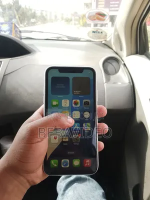 Apple XR 64 GB Orange