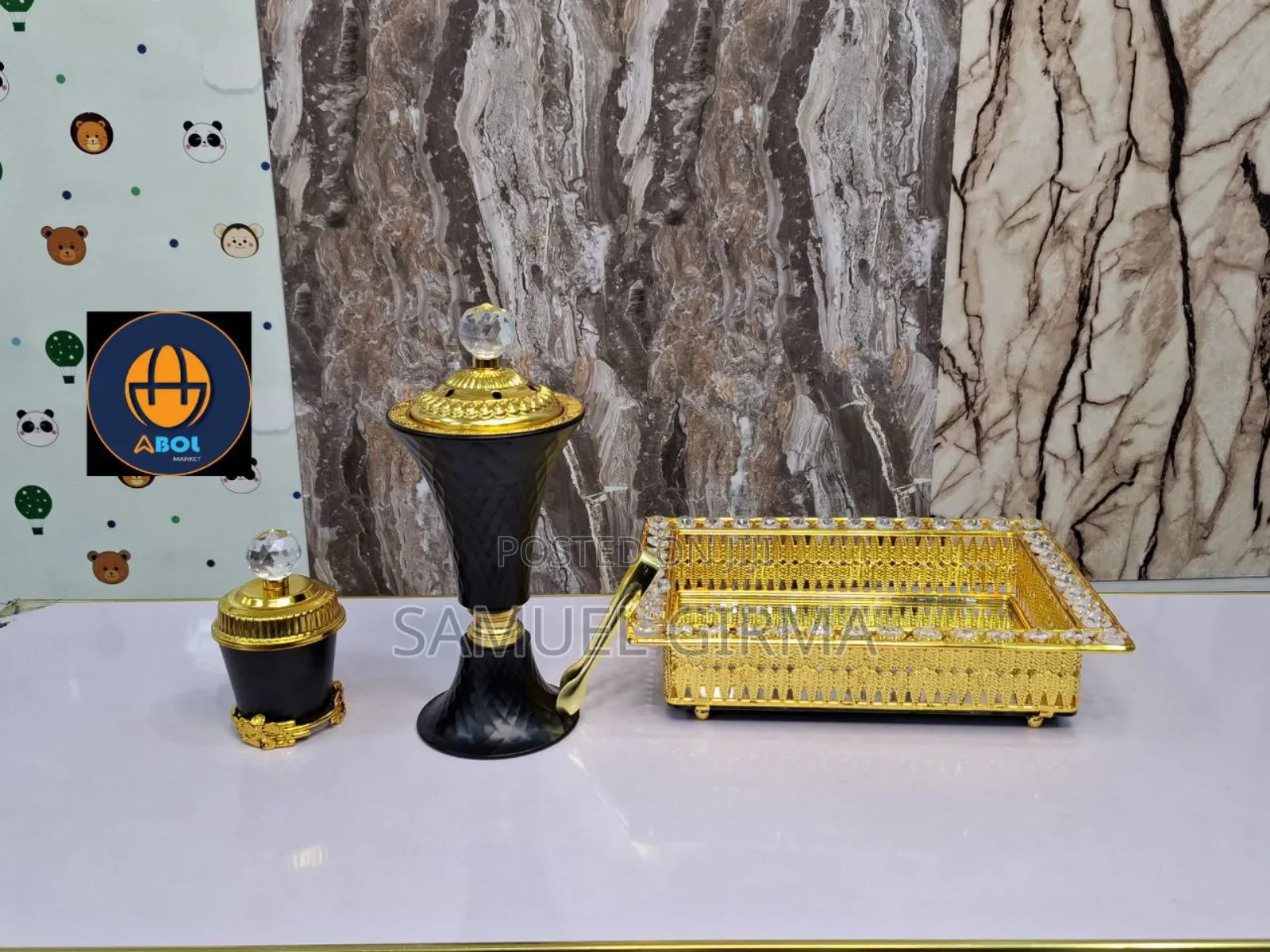 የቡና ማቅረቢያ የስኒውወፍራም መስታዎት የሆነየራሱ የዕጣን ማጨሻ 
የዕጣን ማስቀመጫ እና መቆንጠጫ የያዘ