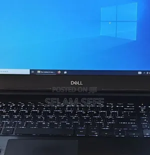 Photo - New Laptop Dell Inspiron 15 8GB Intel Core i7 HDD 1T