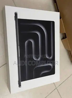 New Laptop Apple MacBook 24GB Apple M4 Pro SSD 512GB