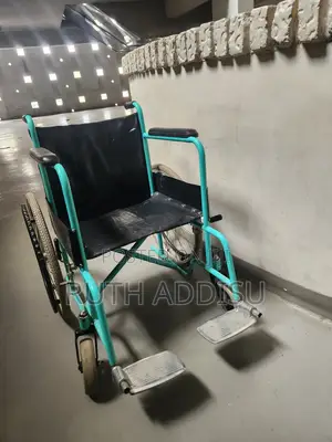 Foldable Wheelchair朱紅used Wheelchair朱槿wheelchair轟動wheelchair Medical