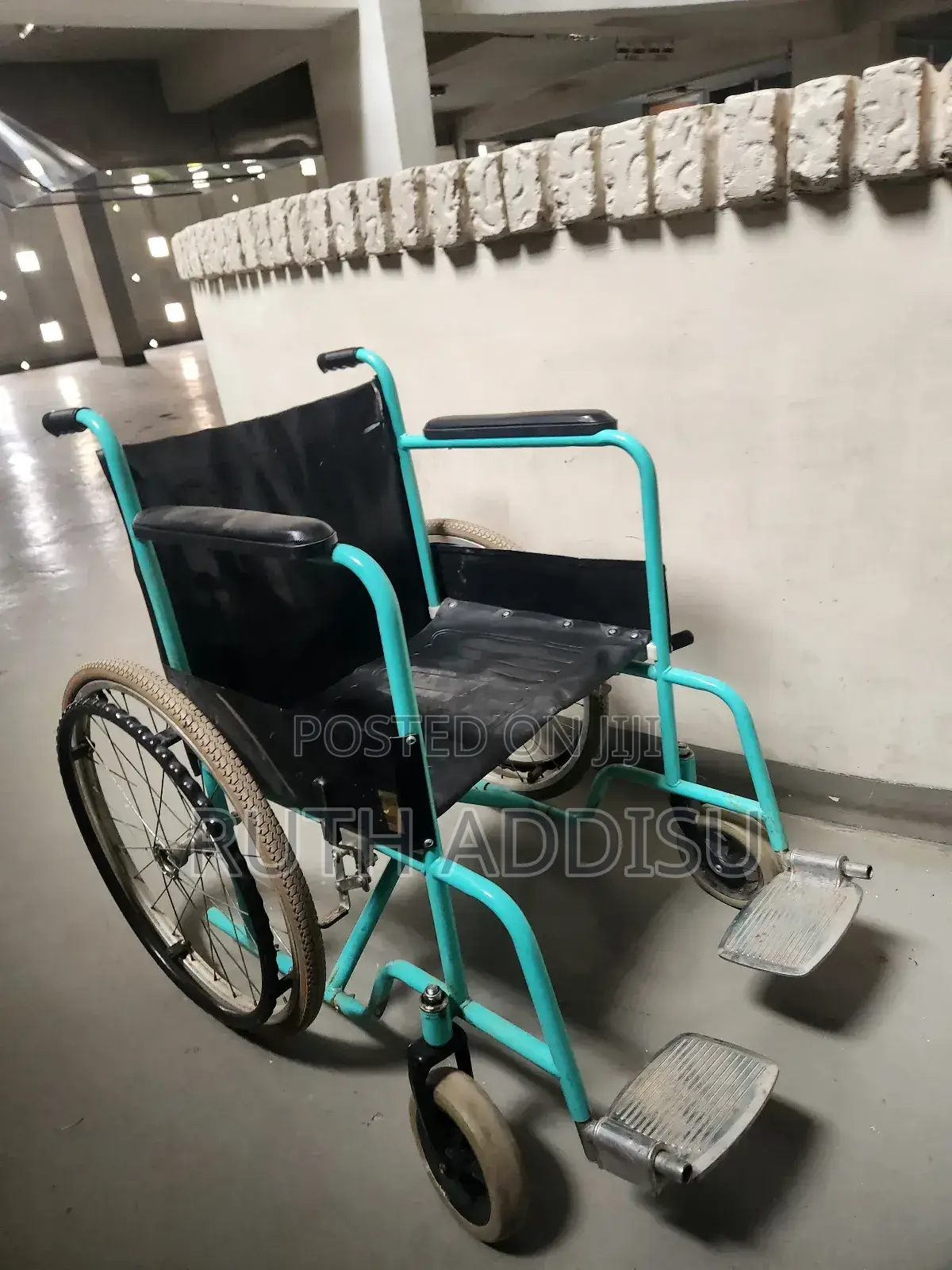 Foldable Wheelchair輕鬆medical Almunium Wheelchair較多wheelchair Medical