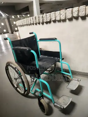 Foldable Wheelchair輕鬆medical Almunium Wheelchair較多wheelchair Medical