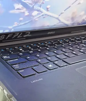 New Laptop Dell Latitude 3380 8GB Intel Core I5 SSD 256GB