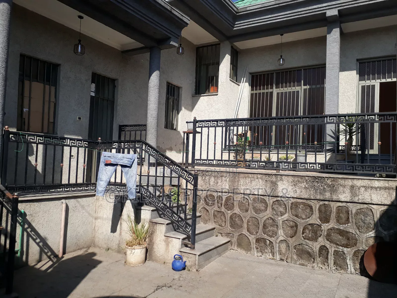 3bdrm Villa in Nasswe Realstate, Nifas Silk-Lafto for rent