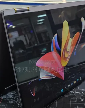 Photo - New Laptop Lenovo Yoga 7i 16GB Intel Core i7 SSD 512GB