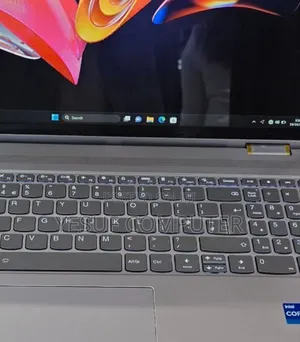 New Laptop Lenovo Yoga 7i 16GB Intel Core i7 SSD 512GB