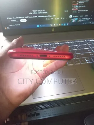 Apple iPhone 11 64 GB Red