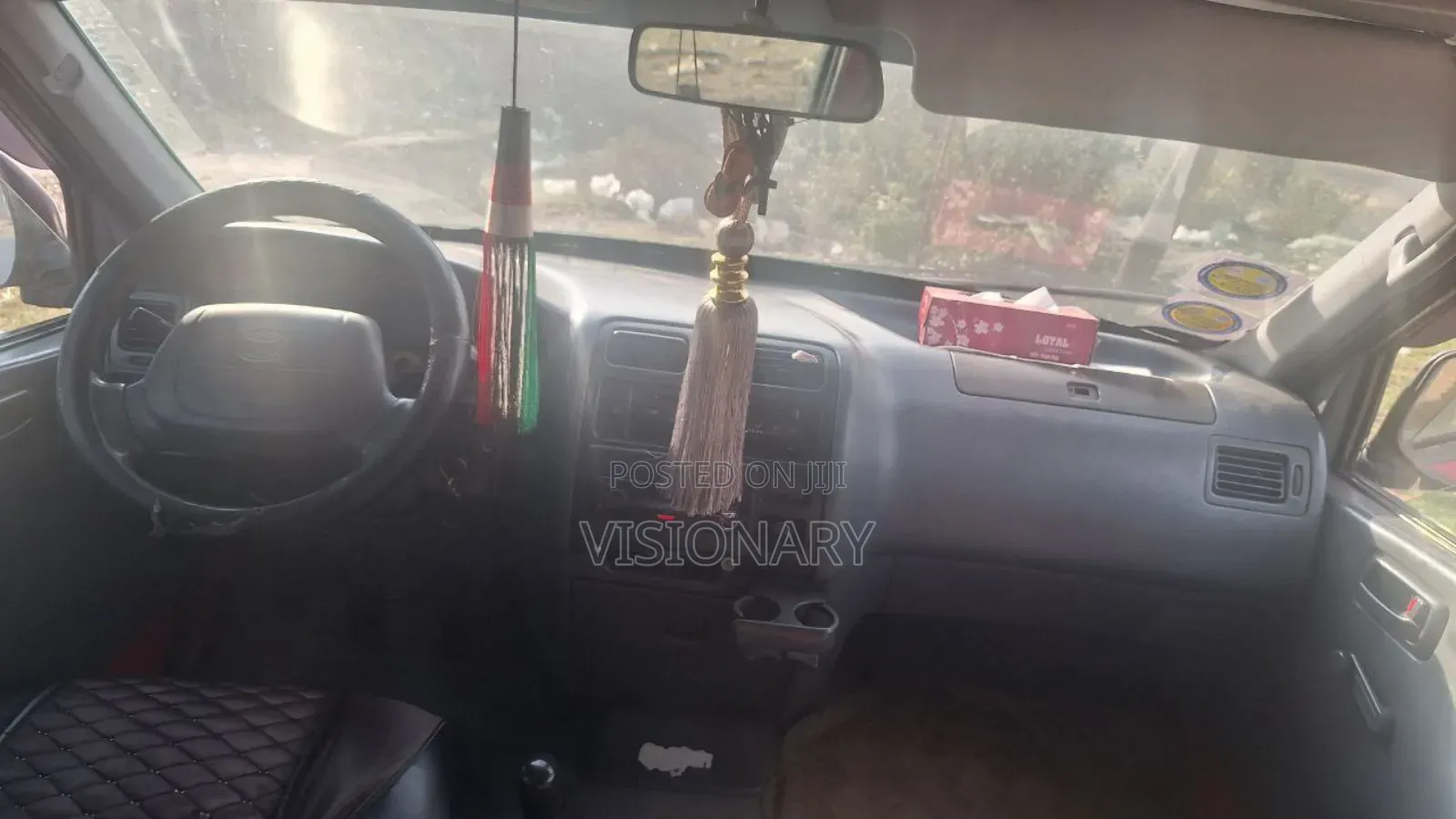 Toyota HiAce 2006 Red