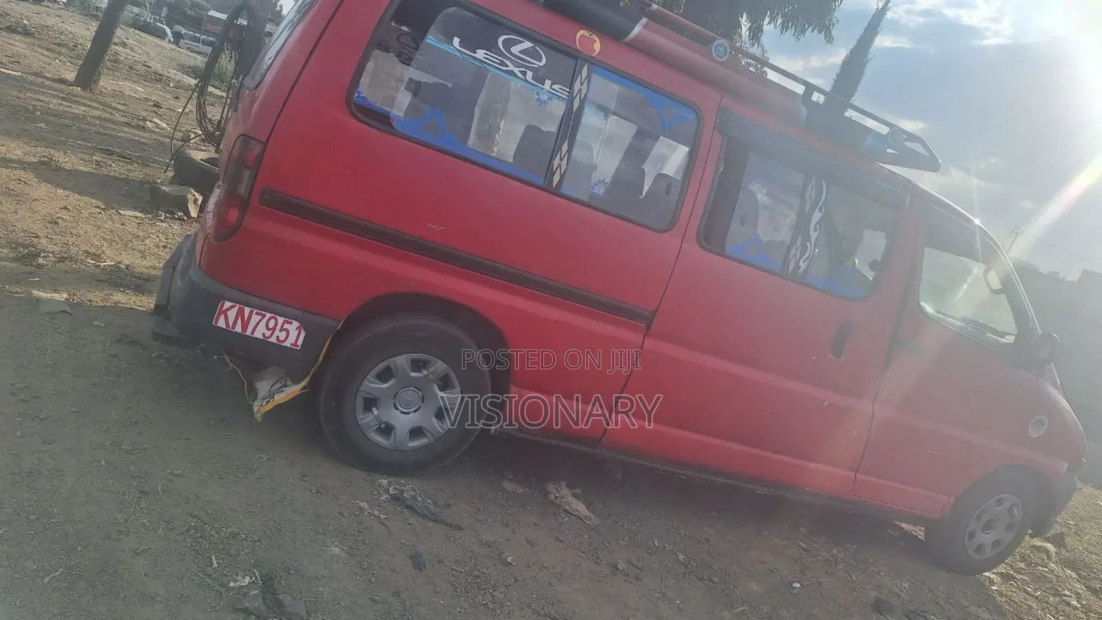 Toyota HiAce 2006 Red