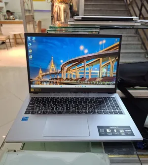 New Laptop Acer Aspire 5 8GB Intel Core I3 SSD 256GB