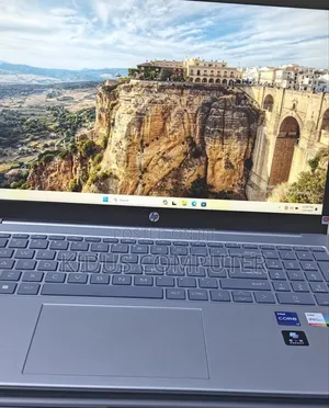 New Laptop HP Stream Notebook 16GB Intel Core I7 SSD 1T