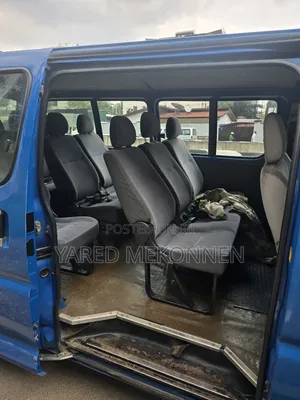 Toyota Grand HiAce 2009 Blue