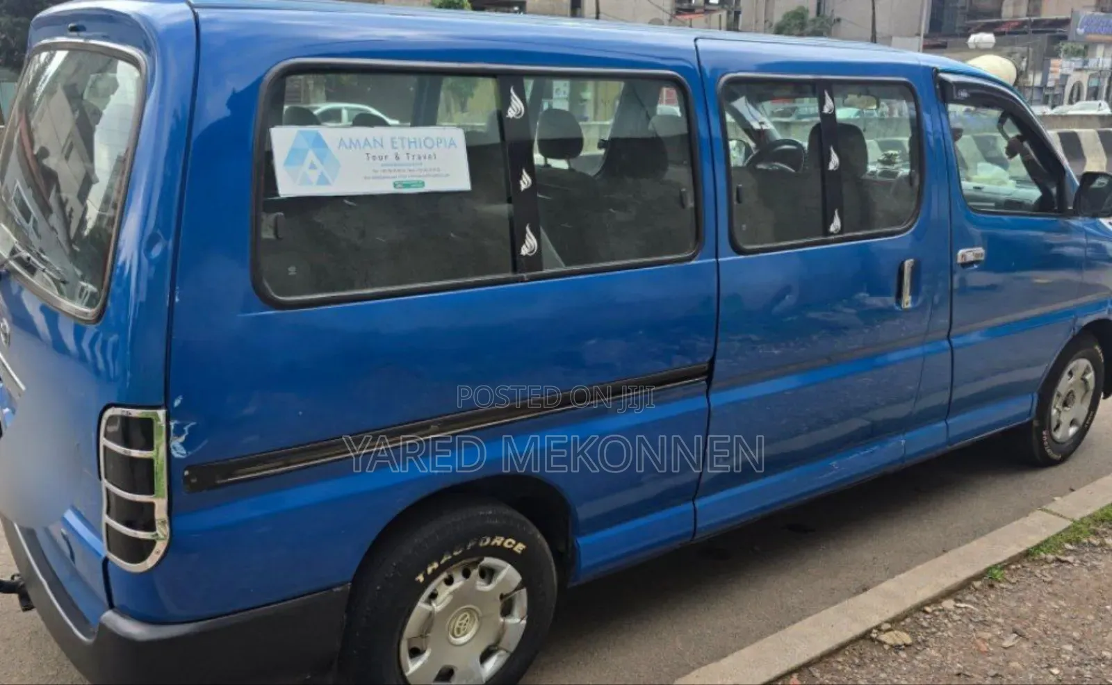 Toyota Grand HiAce 2009 Blue