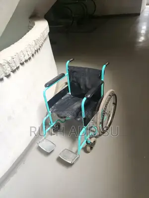 Photo - Used Wheelchair輕鬆wheelchair知名wheelchair建設medical Wheelchair Almunium