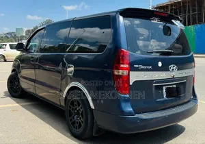 Hyundai Starex 2009 Silver