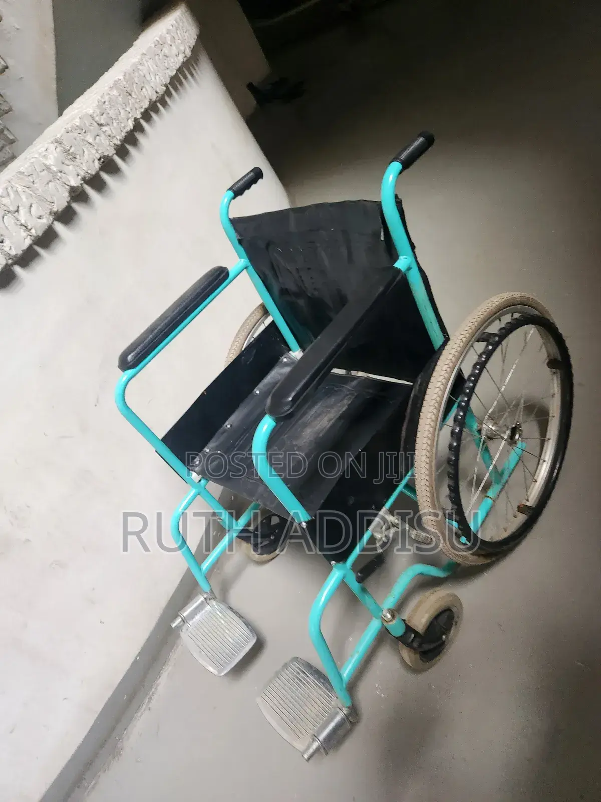 Foldable Wheelchair鳵的medical Strong Foldable Wheelchair廢棄wheelchair