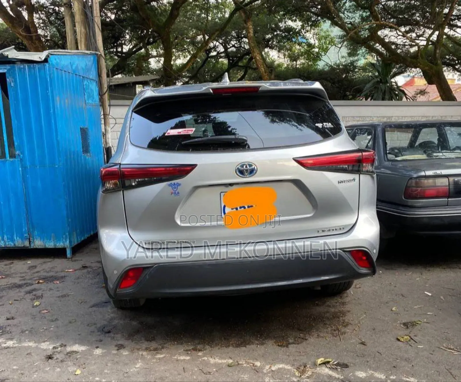 Toyota Highlander Hybrid 2023 Silver