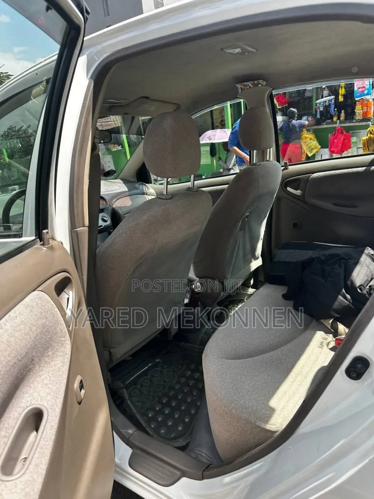 Toyota Platz 2005 White