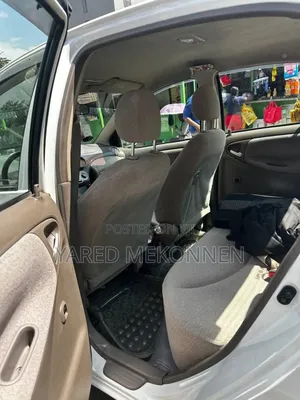 Toyota Platz 2005 White