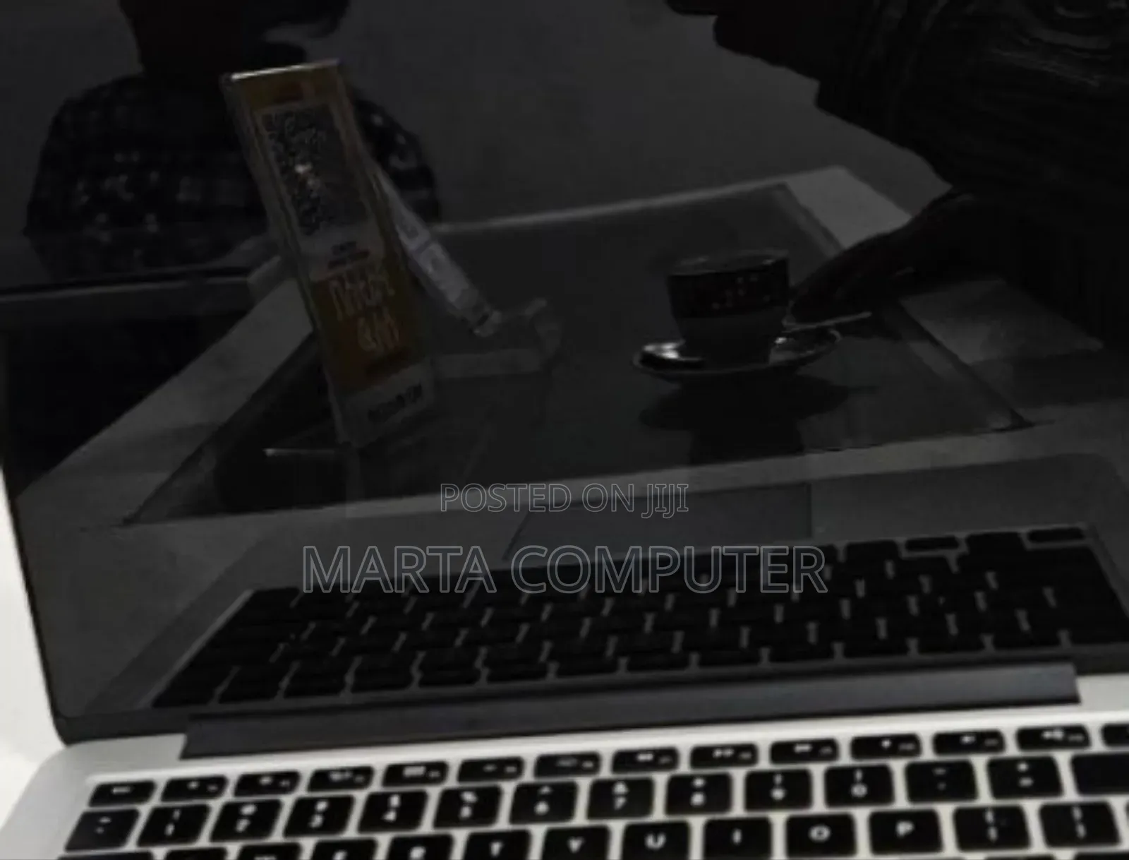 New Apple MacBook Pro 2024 M3 14-Inch 8GB Intel Core I5 SSD 128GB