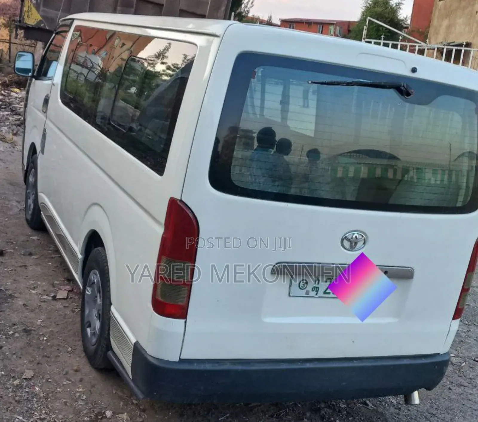 Toyota HiAce 2010 White