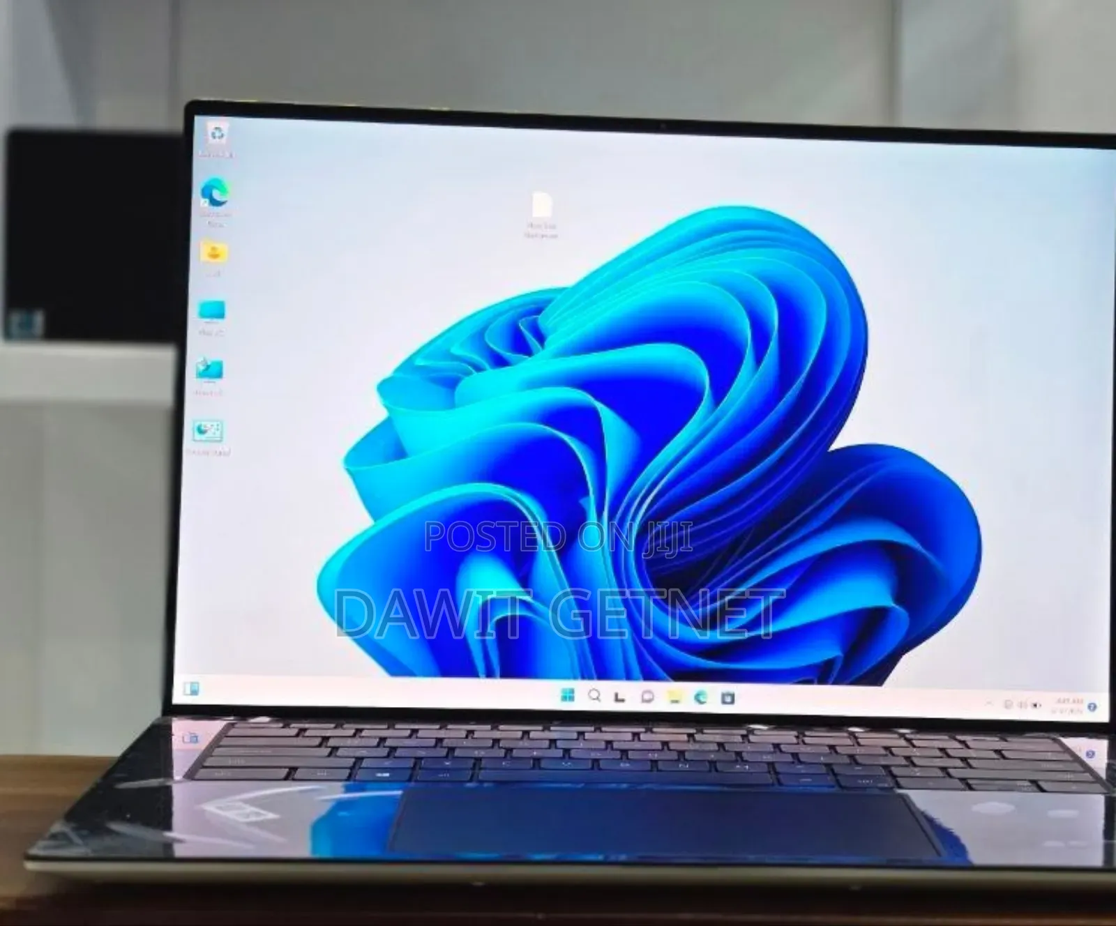 New Laptop Dell XPS 15 32GB Intel Core I9 SSD 1T