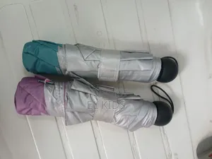 Umbrella ዘናጭ ዣንጥላ