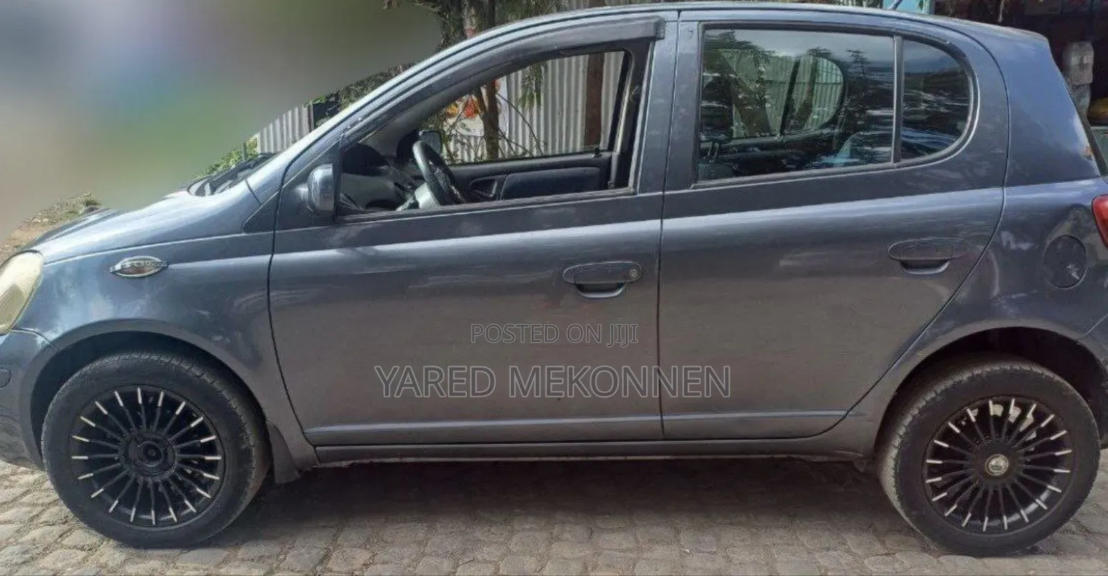 Toyota Vitz 2005 Gray