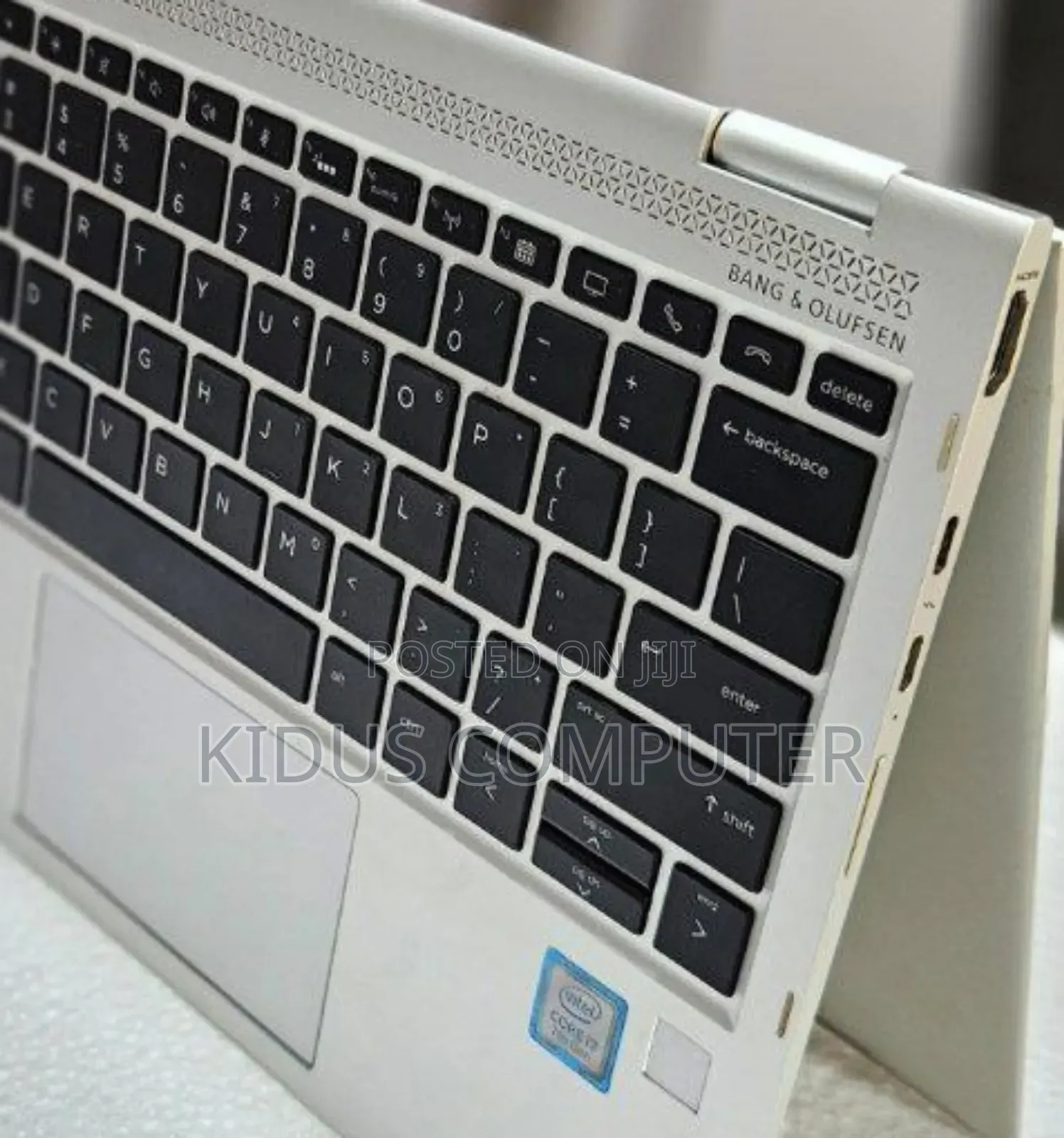 New Laptop HP Spectre X360 8GB Intel Core I7 SSD 512GB