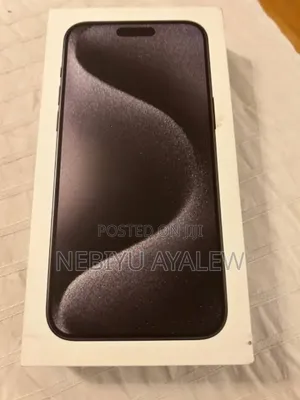 Photo - New Apple iPhone 15 256 GB Black