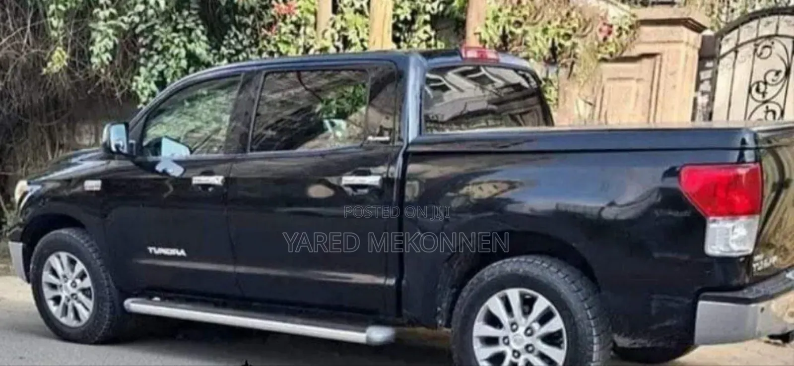 Toyota Tundra 2013 Black