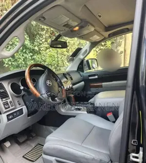 Toyota Tundra 2013 Black