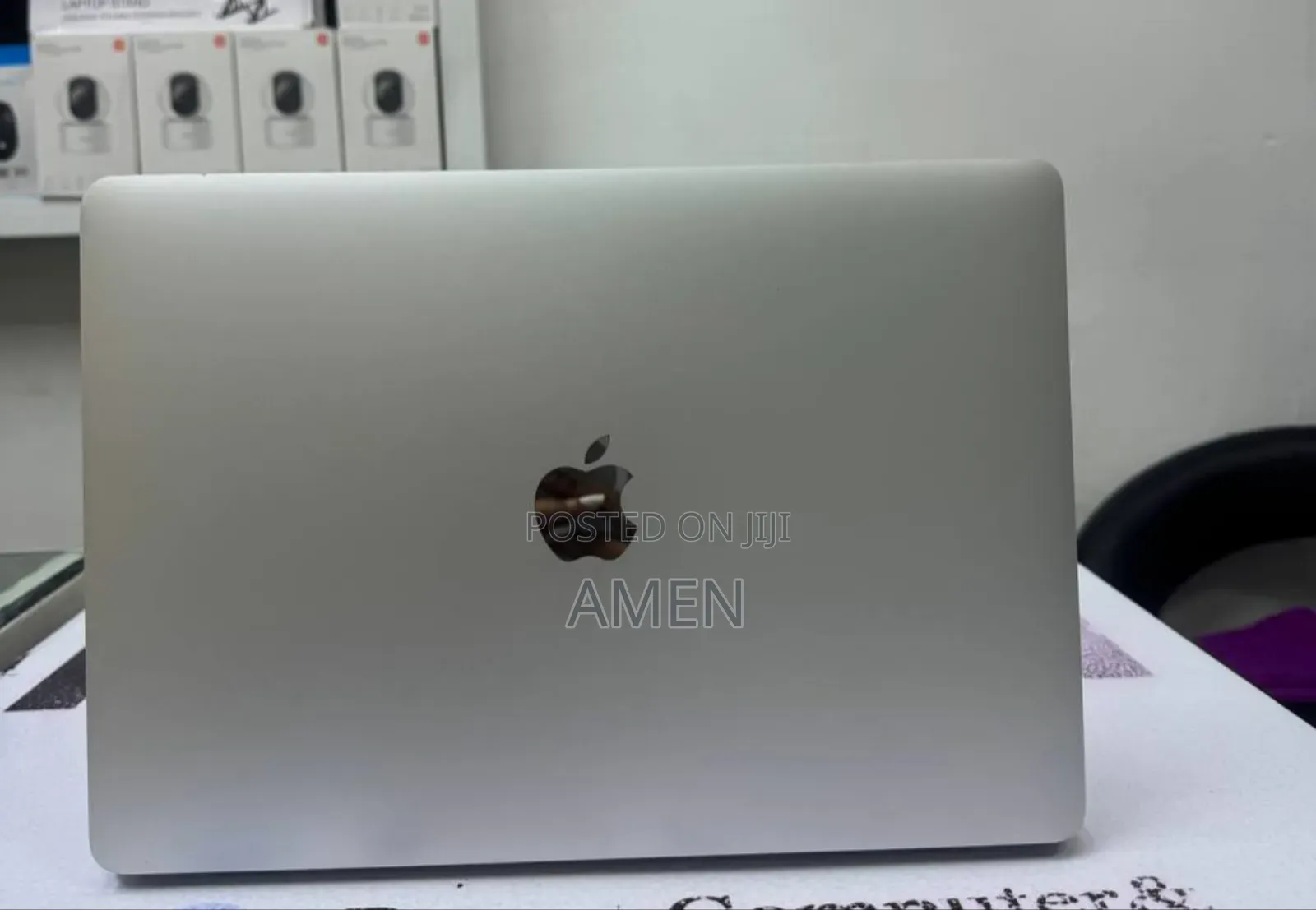 New Laptop Apple MacBook Pro 2017 8GB Intel Core i5 SSD 128GB