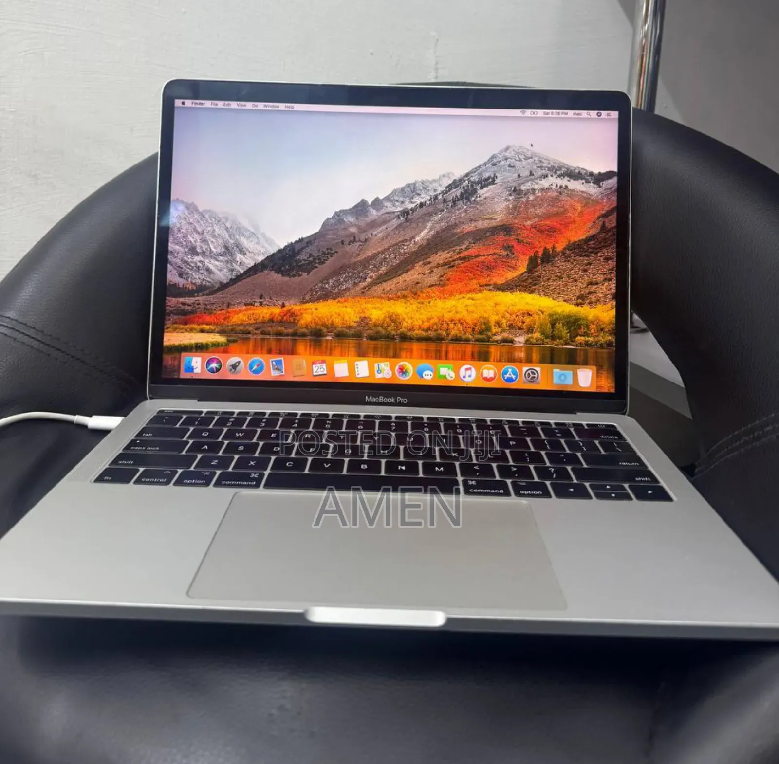 New Laptop Apple MacBook Pro 2017 8GB Intel Core i5 SSD 128GB