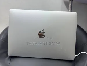 New Laptop Apple MacBook Pro 2017 8GB Intel Core I5 SSD 128GB