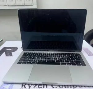 Photo - New Laptop Apple MacBook Pro 2017 8GB Intel Core I5 SSD 128GB