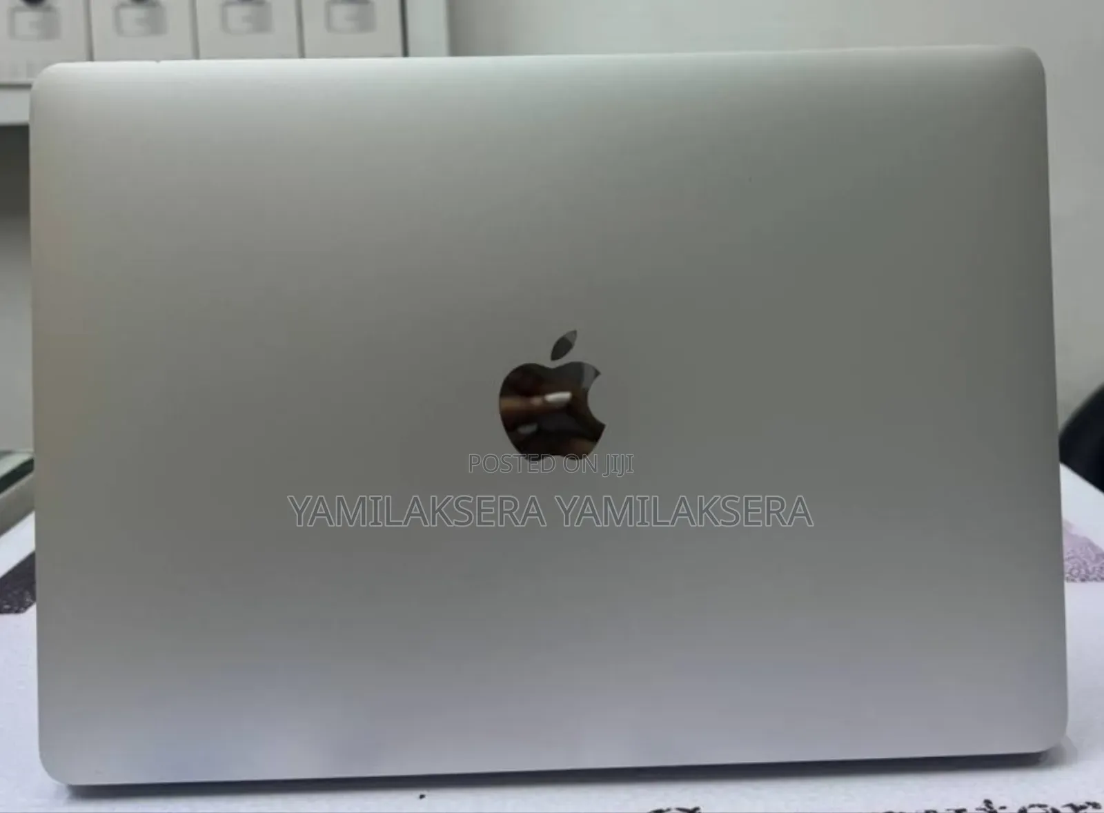 New Laptop Apple MacBook Pro 2017 8GB Intel Core i5 SSD 128GB