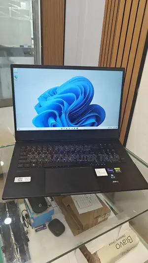 New Laptop HP Omen 16 16GB Intel Core I9 SSD 1T