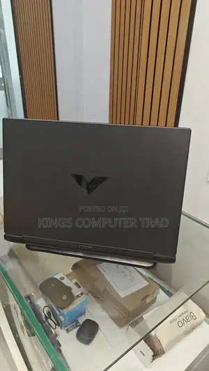 New Laptop HP Victus 16 16GB Intel Core I7 SSD 1T