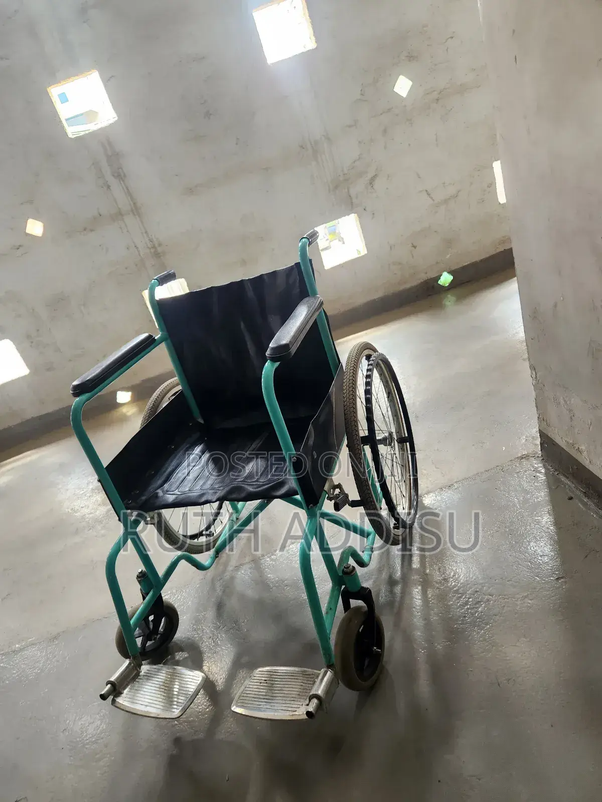 Used Wheelchair麻雀wheelchair Foldable Wheelchair較為wheelchair Medical