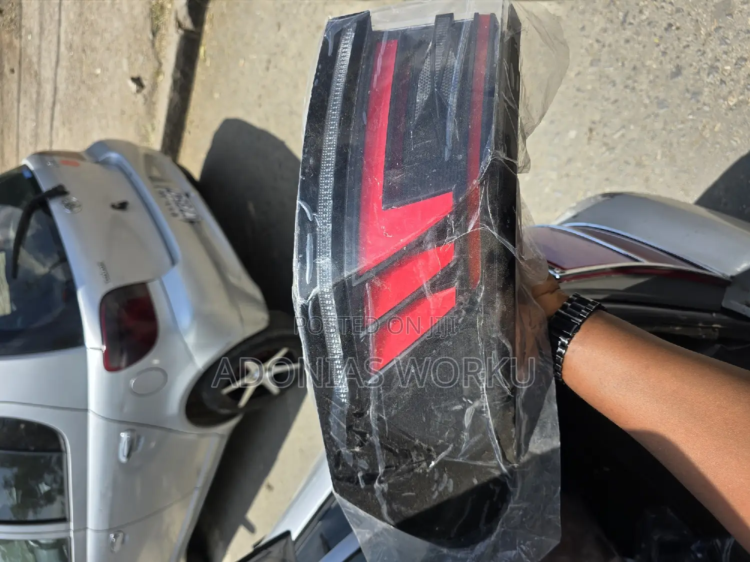 Id 6 Pure and Pro | X Right Rear Light