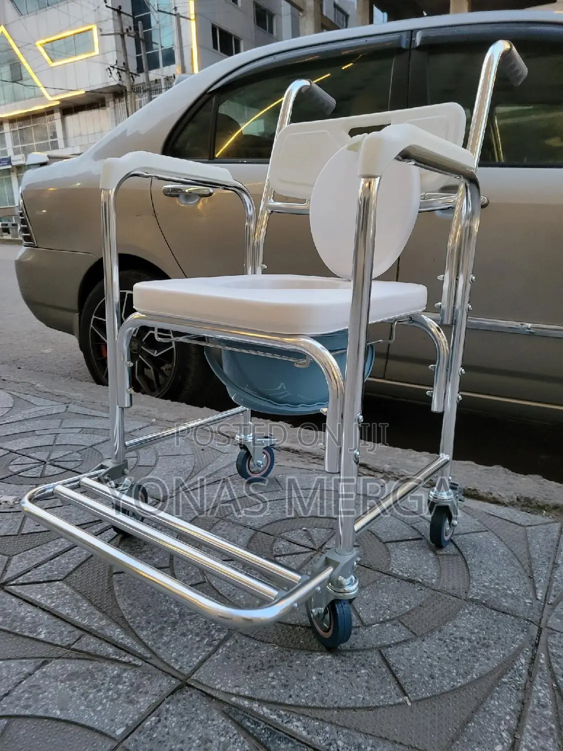 Wheeled Commode Toilet Chair娘巉shower Chair Wiz Footrest檨閣keep Stable
