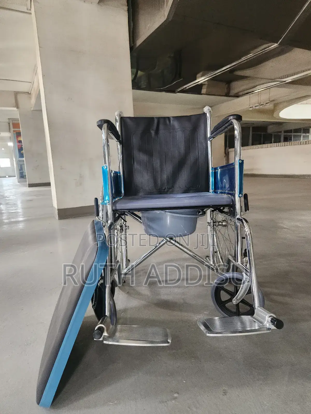 Wheelchair傳播commode Wheelchair求情wheelchair倚重wheelchair輕微wheelchair